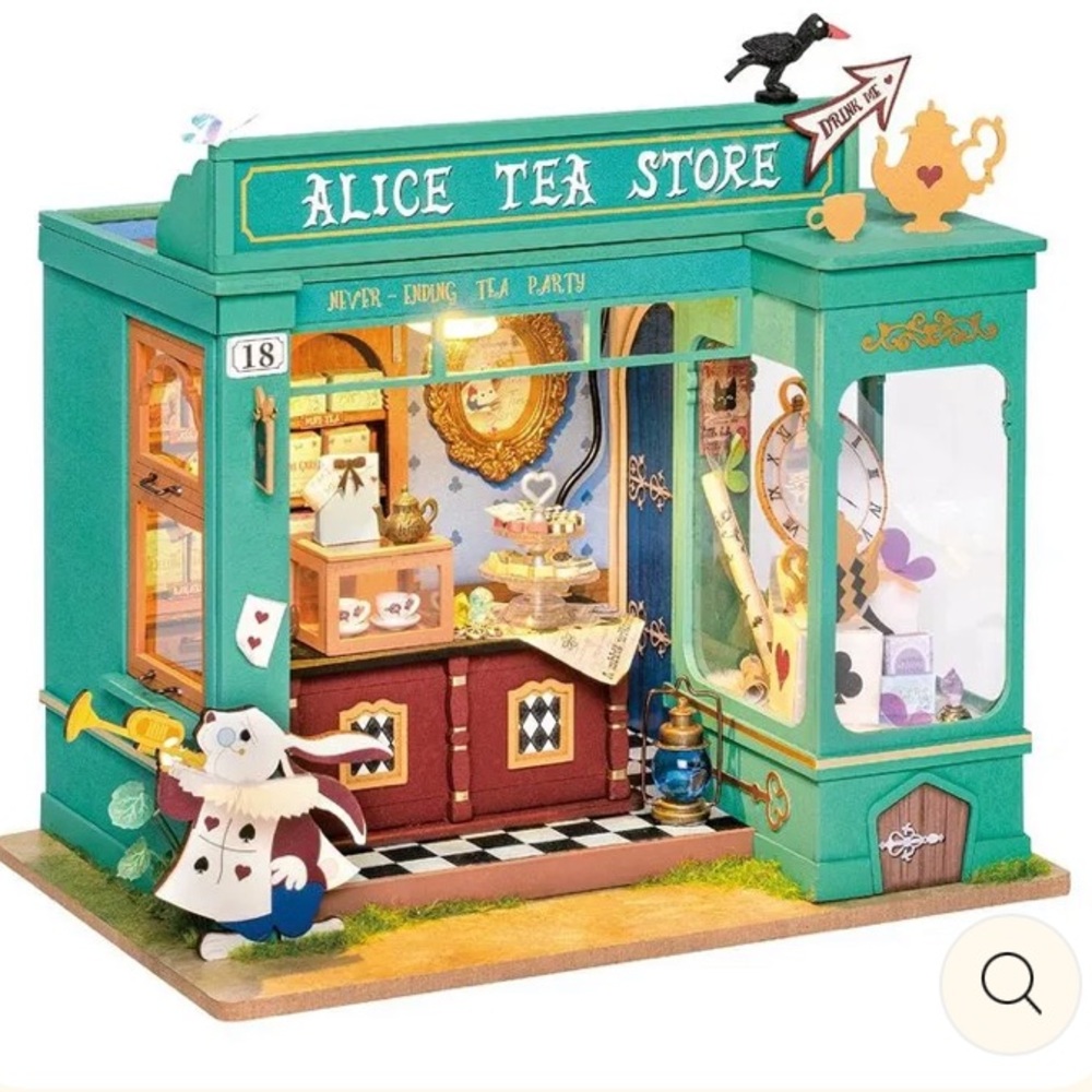 Alice in Wonderland - mini tea store DIY